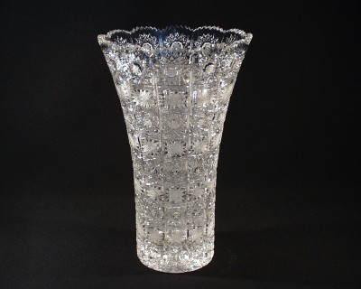 Cut crystal vase 80018/57001/305 30 cm.